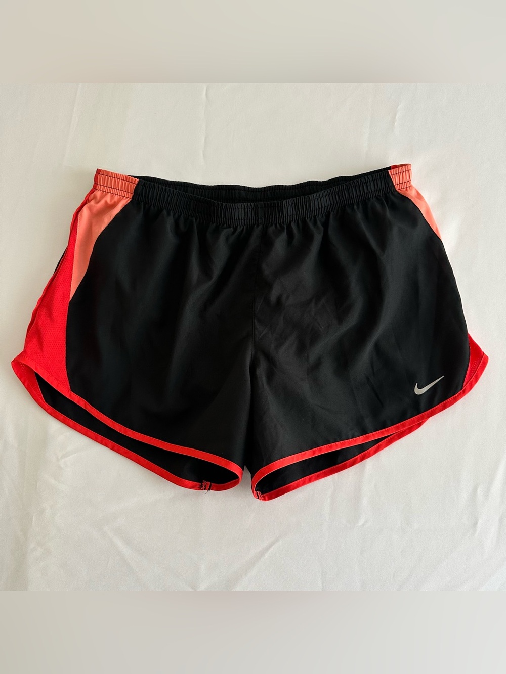 Nike Dri-Fit Lightweight Running Shorts With Lining. Women’s Size Large